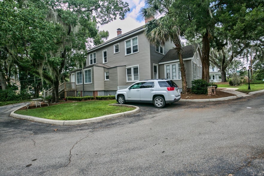 More Photos Of 863 E Park Ave, Tallahassee Office For Lease