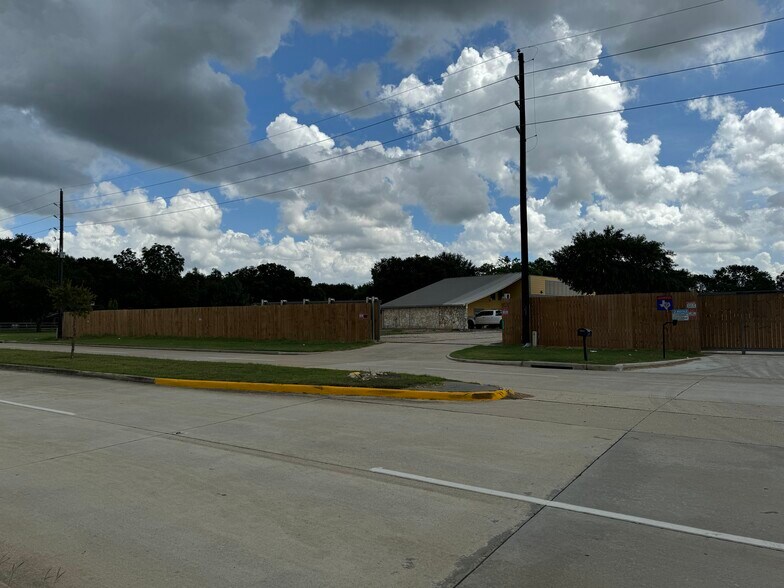 More Photos Of 18330 Mueschke Rd, Cypress Distribution For Sale