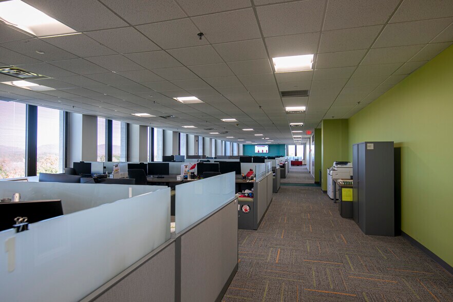 More Photos Of 333 Glen St, Glens Falls Office For Lease