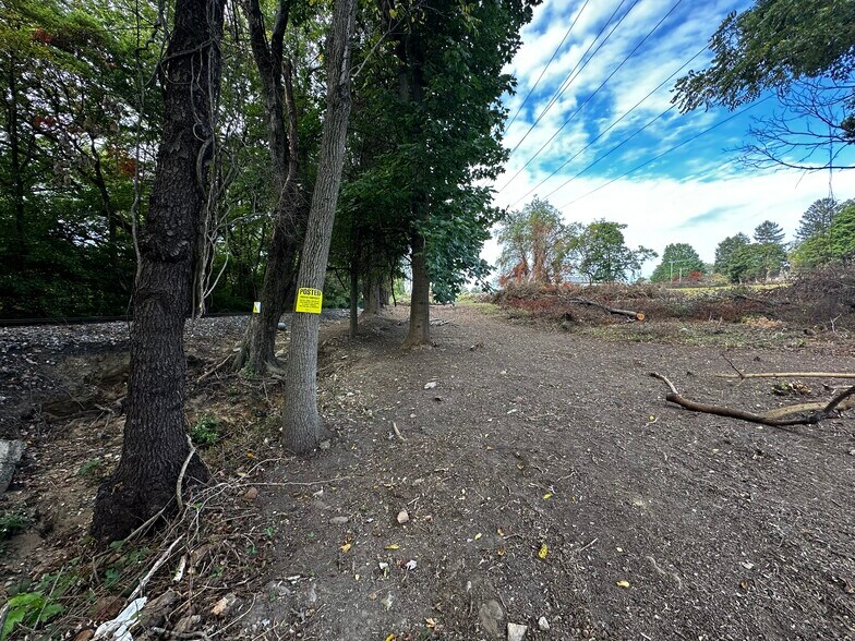 More Photos Of 651 Lincoln St, Oxford Land For Sale