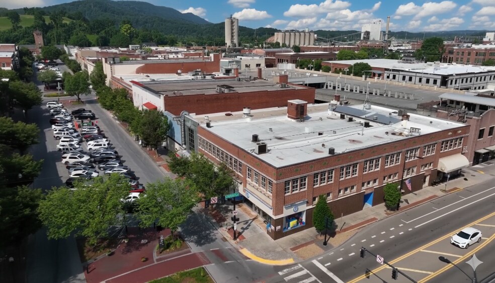 Primary Photo Of 244-252 Broad St, Kingsport Storefront Retail Office For Sale