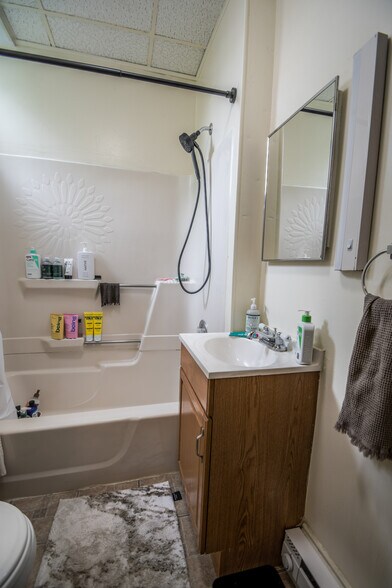 More Photos Of 1 S Main St, Richlandtown Apartments For Sale