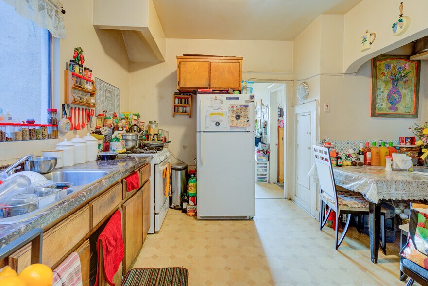 More Photos Of 2608 54th, Los Angeles Apartments For Sale