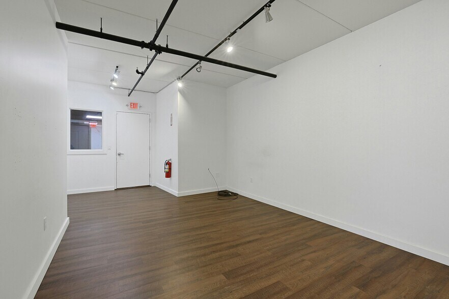 More Photos Of 74 Lafayette Ave, Suffern Storefront Retail Office For Lease