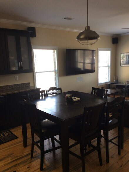 More Photos Of 10 Lakeview, Tuscaloosa Multifamily For Sale