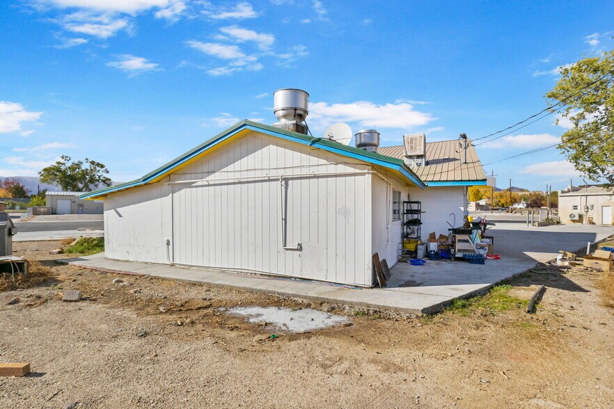 More Photos Of 10 E Main St, Castle Dale Convenience Store For Sale