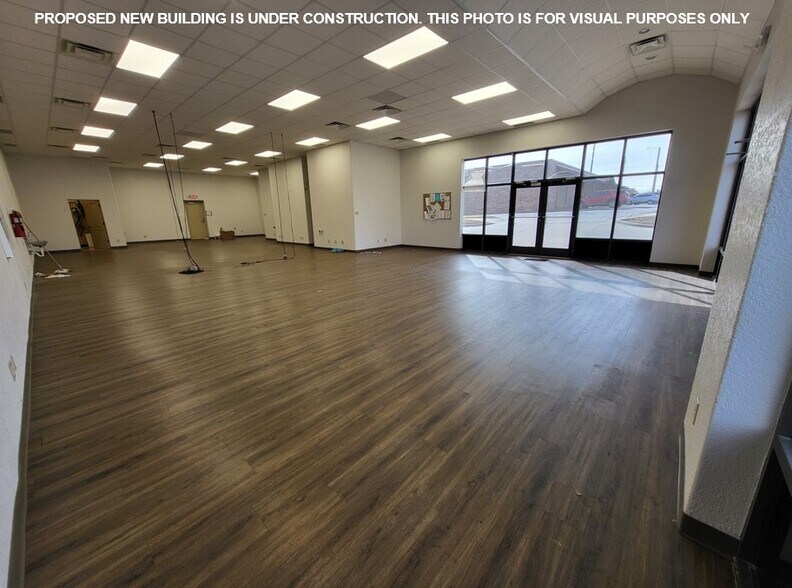 More Photos Of 3011 S Main St, Joplin General Retail For Lease