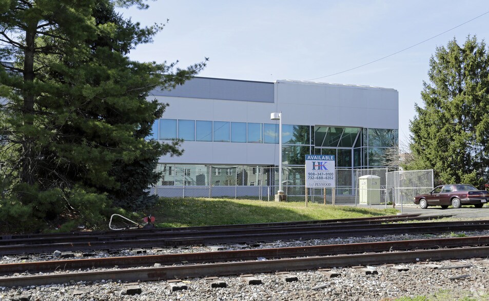 More Photos Of 99 Avenue A, Bayonne Warehouse For Lease