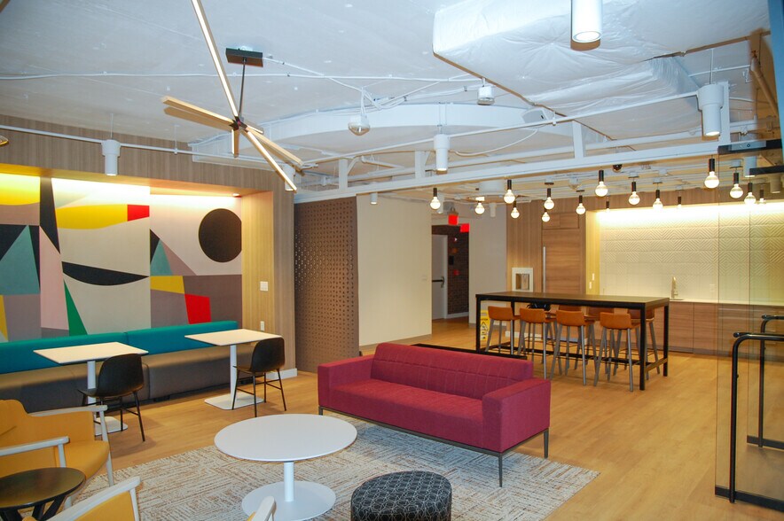 More Photos Of 11 DuPont Cir NW, Washington Office For Lease