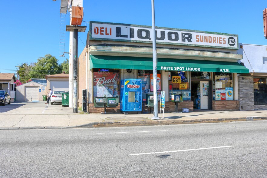 More Photos Of 1725-1733 Pacific Coast Hwy, Lomita Storefront For Lease