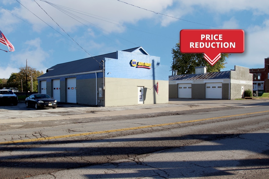 Primary Photo Of 19 N Main St, New London Warehouse For Sale