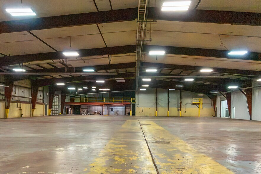 More Photos Of 199 Paradise Valley Rd, Athens Warehouse For Sale