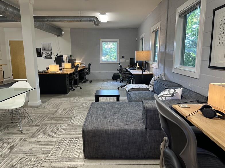 More Photos Of 2035 Manchester St NE, Atlanta Loft Creative Space For Lease