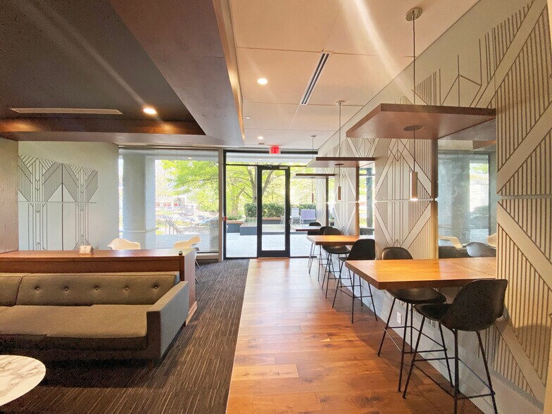 More Photos Of 1819 Peachtree Rd, Atlanta Medical For Lease