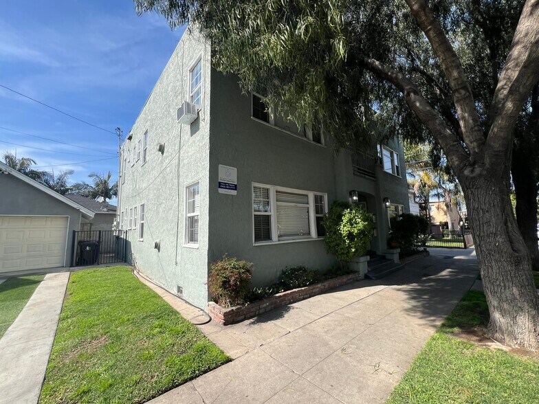 More Photos Of 1545 E 4th St, Long Beach Apartments For Sale