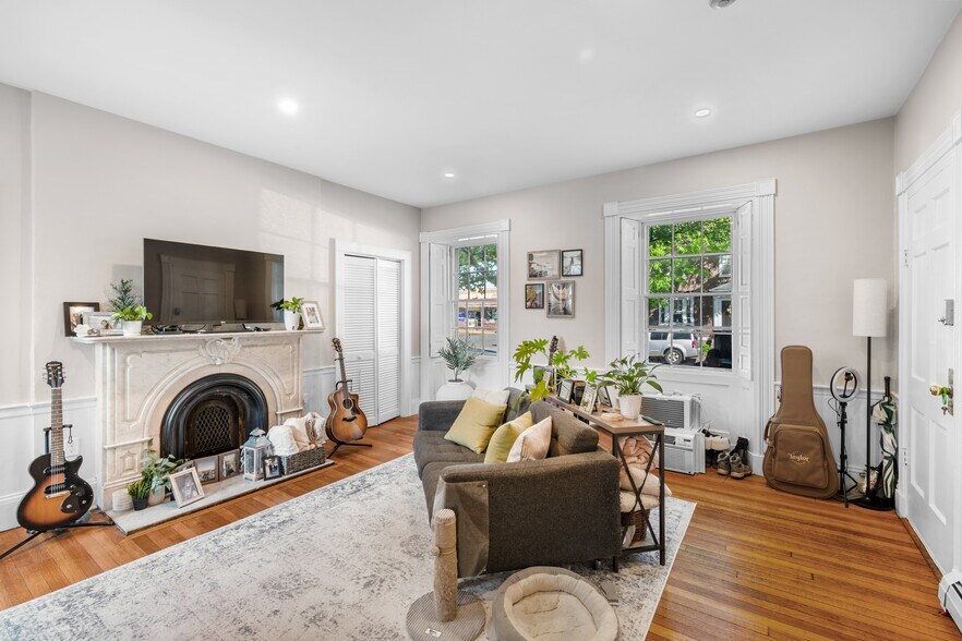 More Photos Of 401 Essex St, Salem Apartments For Sale