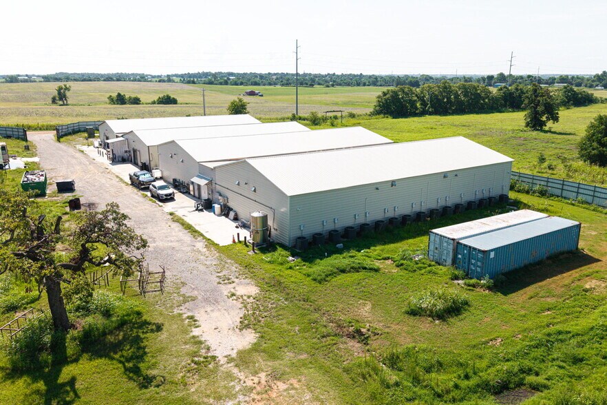 More Photos Of 2571 Meridian Ave, Crescent Warehouse For Sale