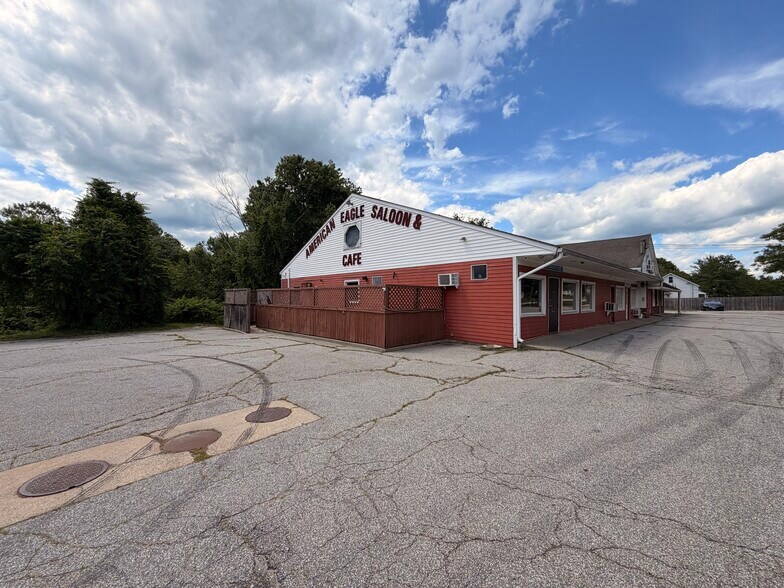 More Photos Of 15 River Rd, Willington General Retail For Lease