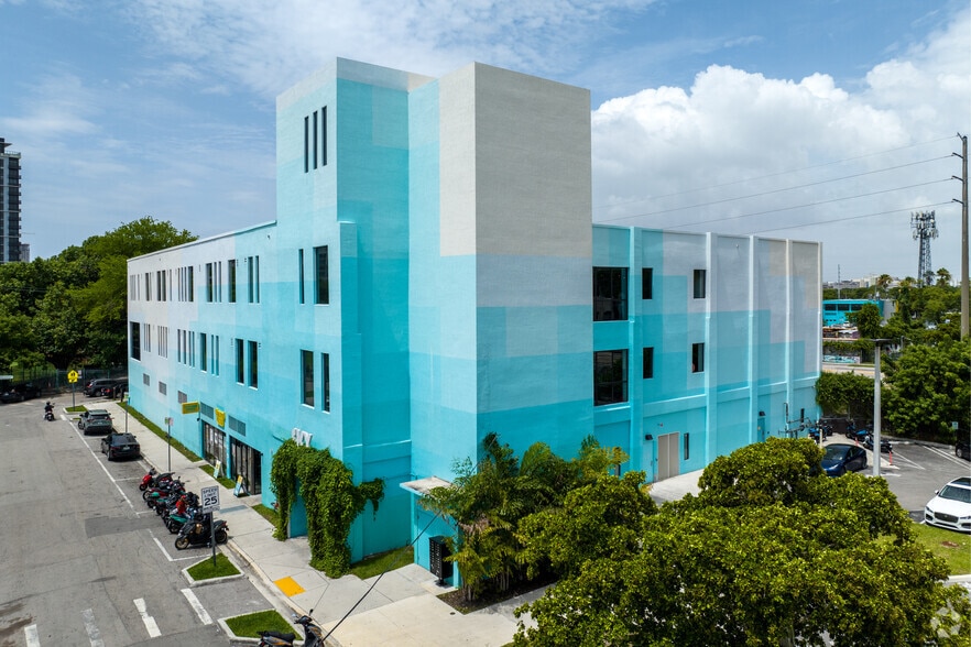 More Photos Of 1900 NE Miami Ct, Miami Office For Lease