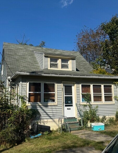 More Photos Of , Jamestown Unknown For Sale