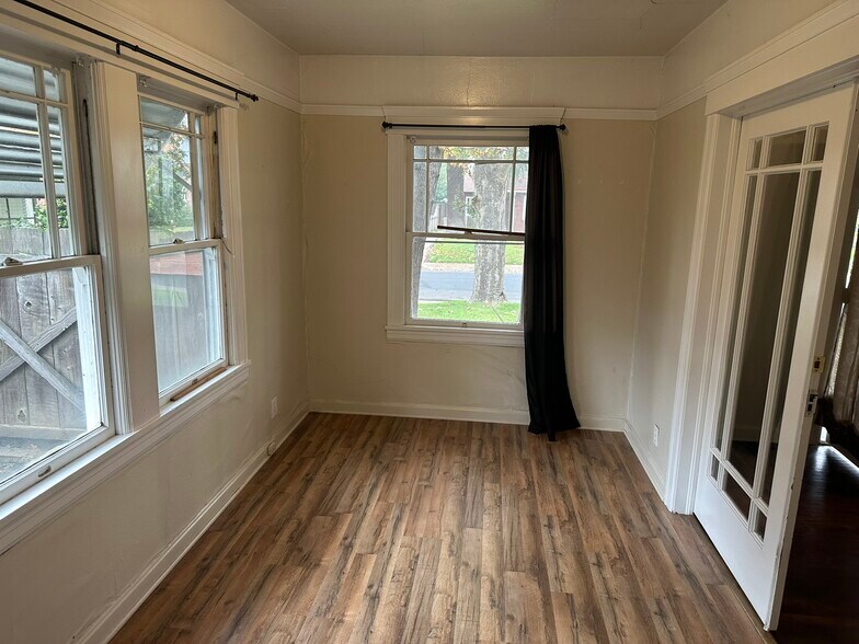 More Photos Of 150 W Stadium Dr, Stockton Apartments For Sale