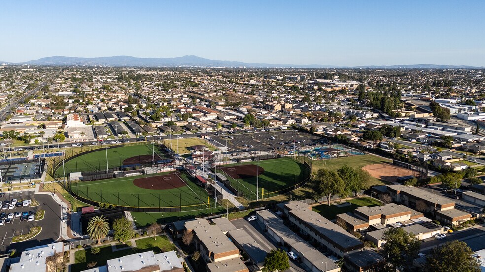 More Photos Of 8620-8624 Watson St, Cypress Apartments For Sale