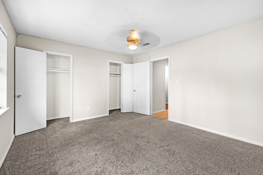 More Photos Of 7234 Tara Blvd, Jonesboro Apartments For Sale