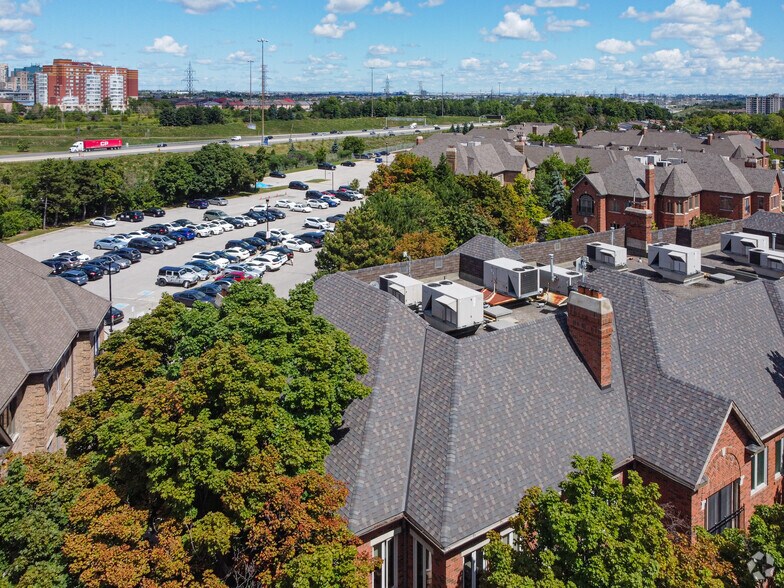 More Photos Of 4257-4265 Sherwoodtowne Blvd, Mississauga Office For Lease