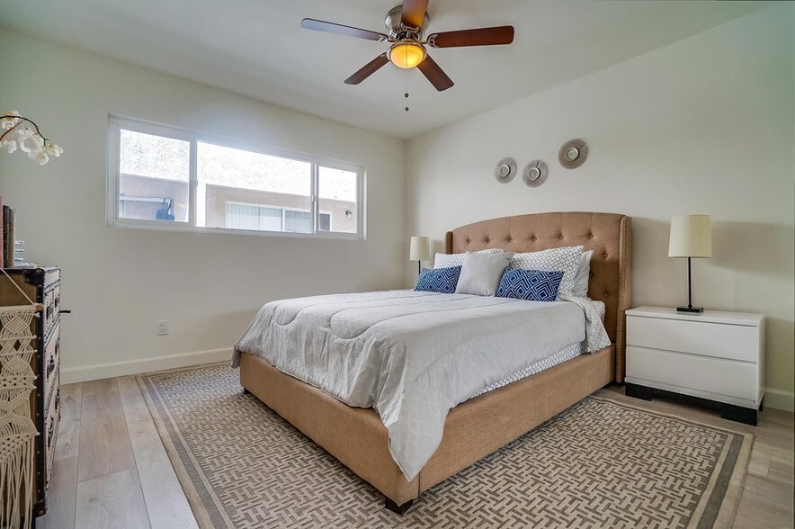 More Photos Of 1512 Sherman Pl, Long Beach Apartments For Sale