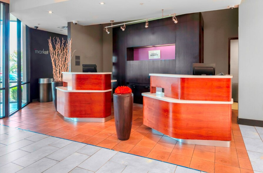 More Photos Of 1721 E Central Texas Expy, Killeen Hotel For Sale