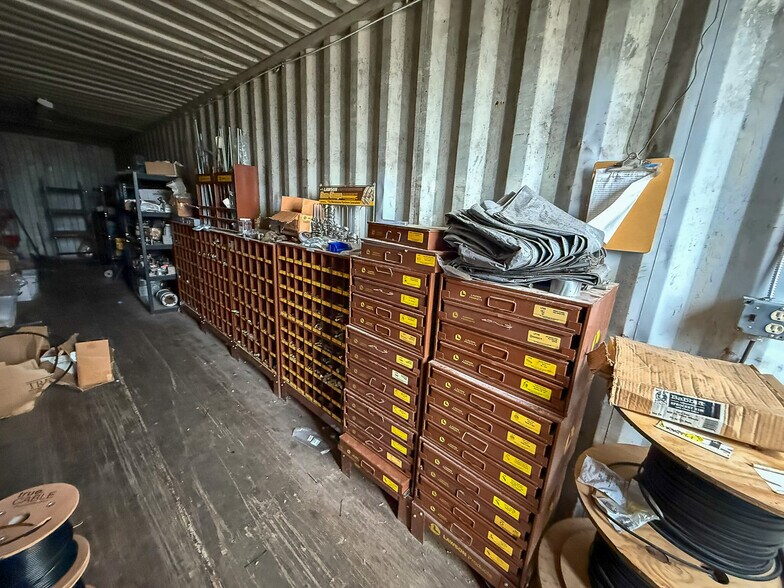 More Photos Of 5640 44th Ave S, Clinton Industrial For Sale