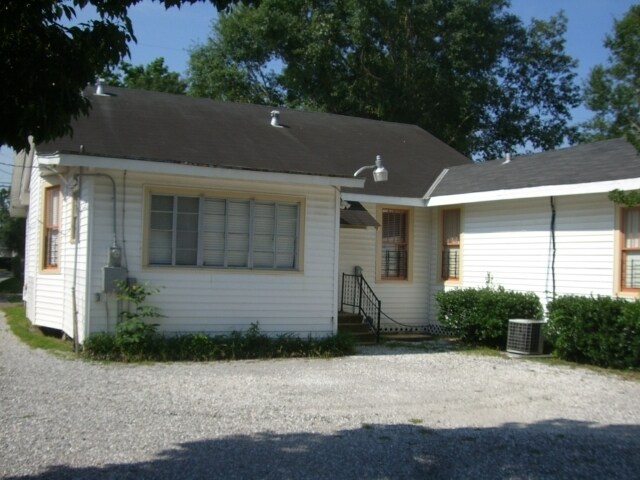 More Photos Of 2019 Government St, Baton Rouge Office For Lease