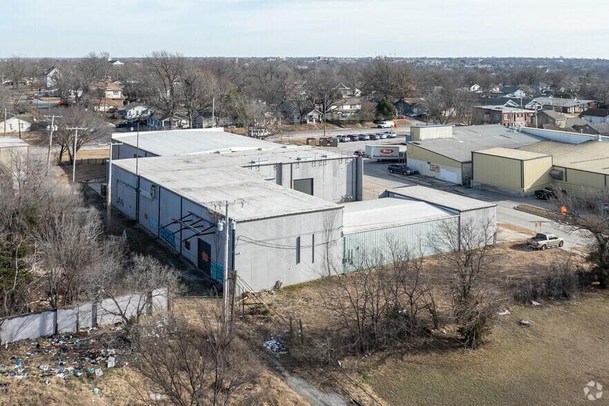 More Photos Of 1625 E Easton St, Tulsa Manufacturing For Sale