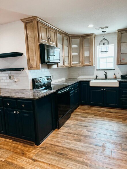 More Photos Of 4301 S County Road 1135, Midland Specialty For Sale
