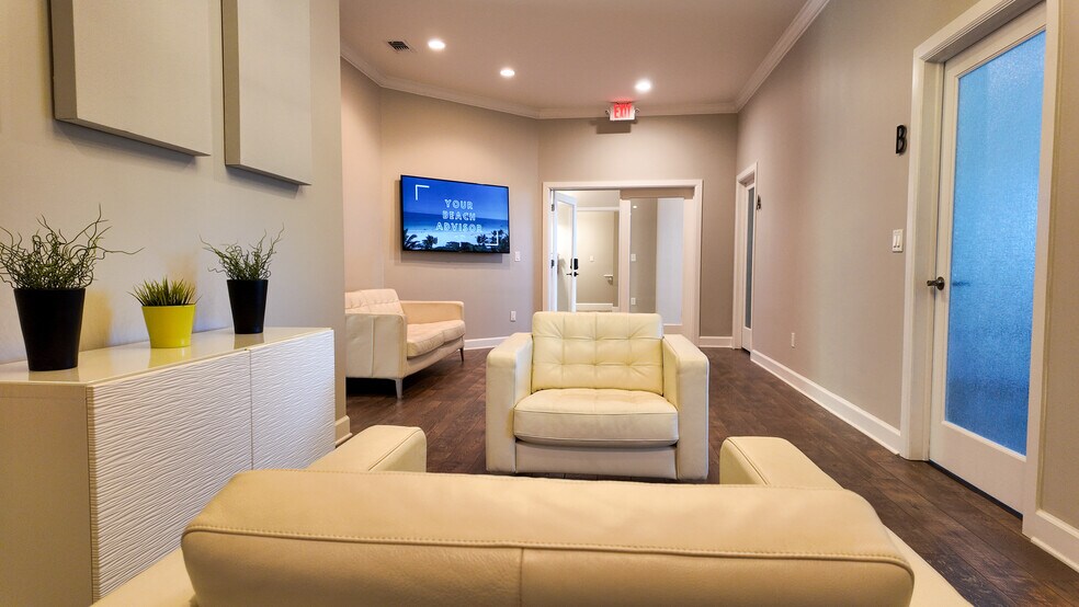 More Photos Of 327 S County Highway 393, Santa Rosa Beach Coworking Space