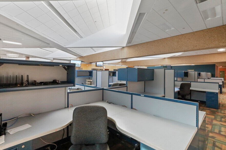 More Photos Of 100 Summit Ave, Hagerstown Office For Sale