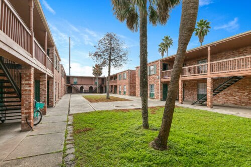 Primary Photo Of 6235 Chef Menteur Hwy, New Orleans Apartments For Sale