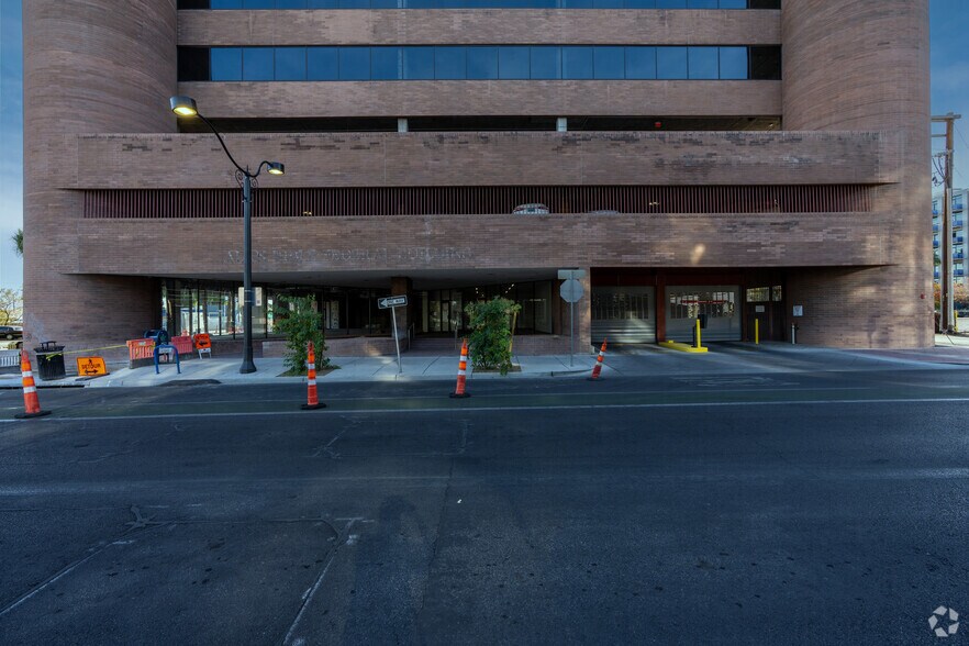 More Photos Of 600 S Las Vegas Blvd, Las Vegas Loft Creative Space For Lease