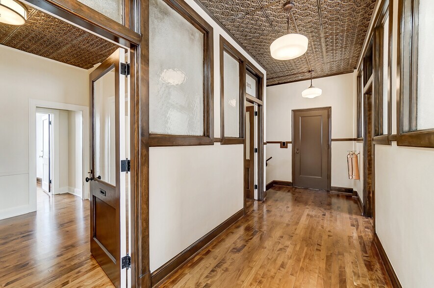 More Photos Of 9-11 N 3rd St, Newark Office For Lease