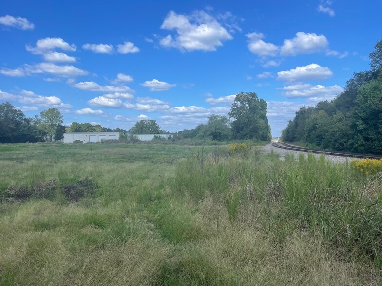 Primary Photo Of 00 17th Av SW Ave, Sheffield Land For Sale