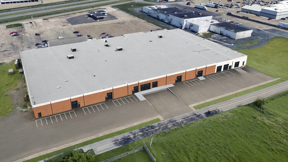 More Photos Of 3000 Atlantic Blvd NE, Canton Warehouse For Lease