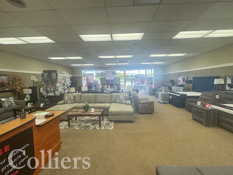More Photos Of 733 Yellowstone Ave, Pocatello Freestanding For Lease