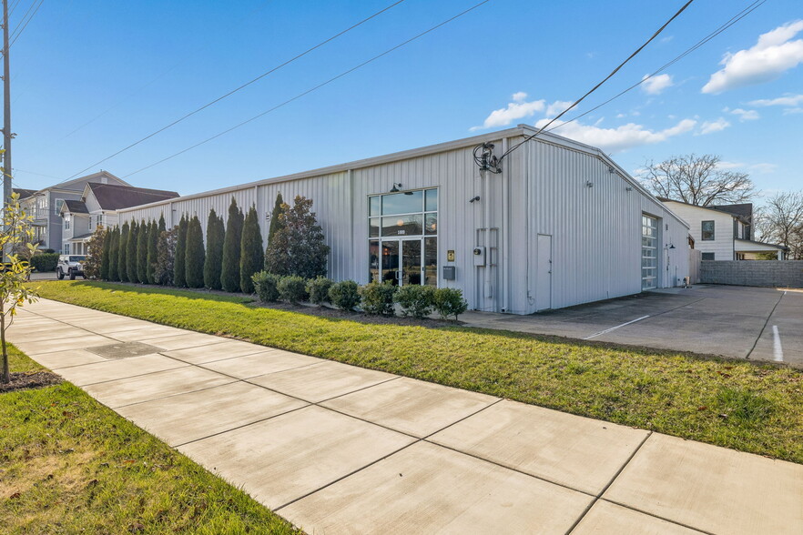Primary Photo Of 5101 Kentucky Ave, Nashville Office For Sale