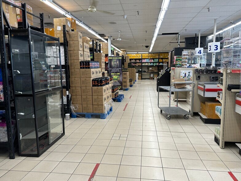 More Photos Of 19100 15 Mile Rd, Clinton Township Storefront For Sale