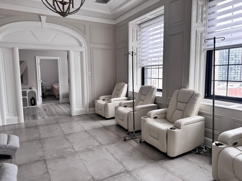 More Photos Of 35 Journal Sq, Jersey City Medical For Lease