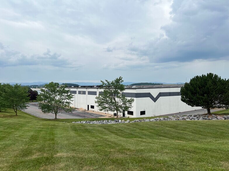 More Photos Of 778 Interstate View Dr, Mount Crawford Refrigeration Cold Storage For Lease