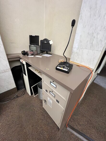 More Photos Of 260 Sunbury St, Minersville General Retail For Sale
