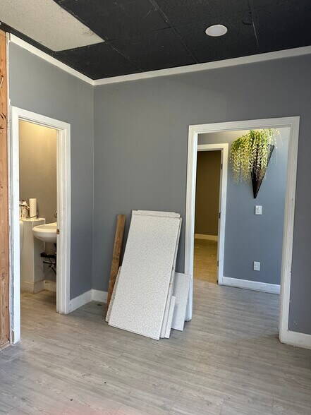 More Photos Of 2470 Berryessa Rd, San Jose Office For Lease