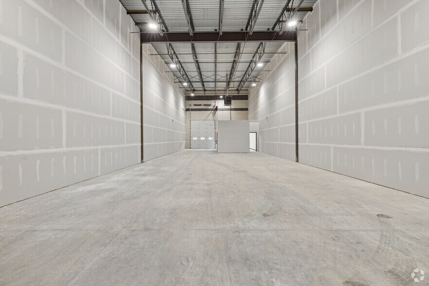 More Photos Of 596 Challenger Way, Jackson Warehouse For Lease