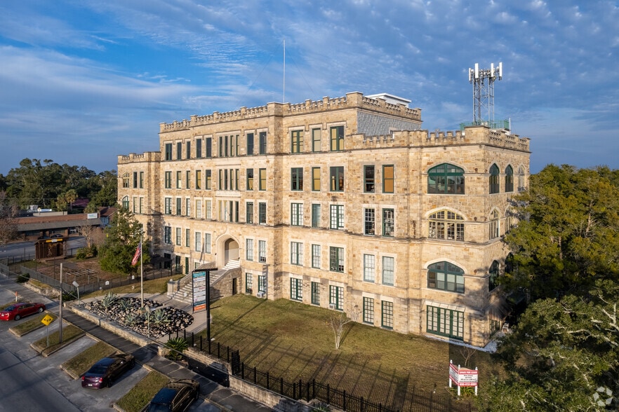 More Photos Of 1010 12th Ave, Pensacola Medical For Lease